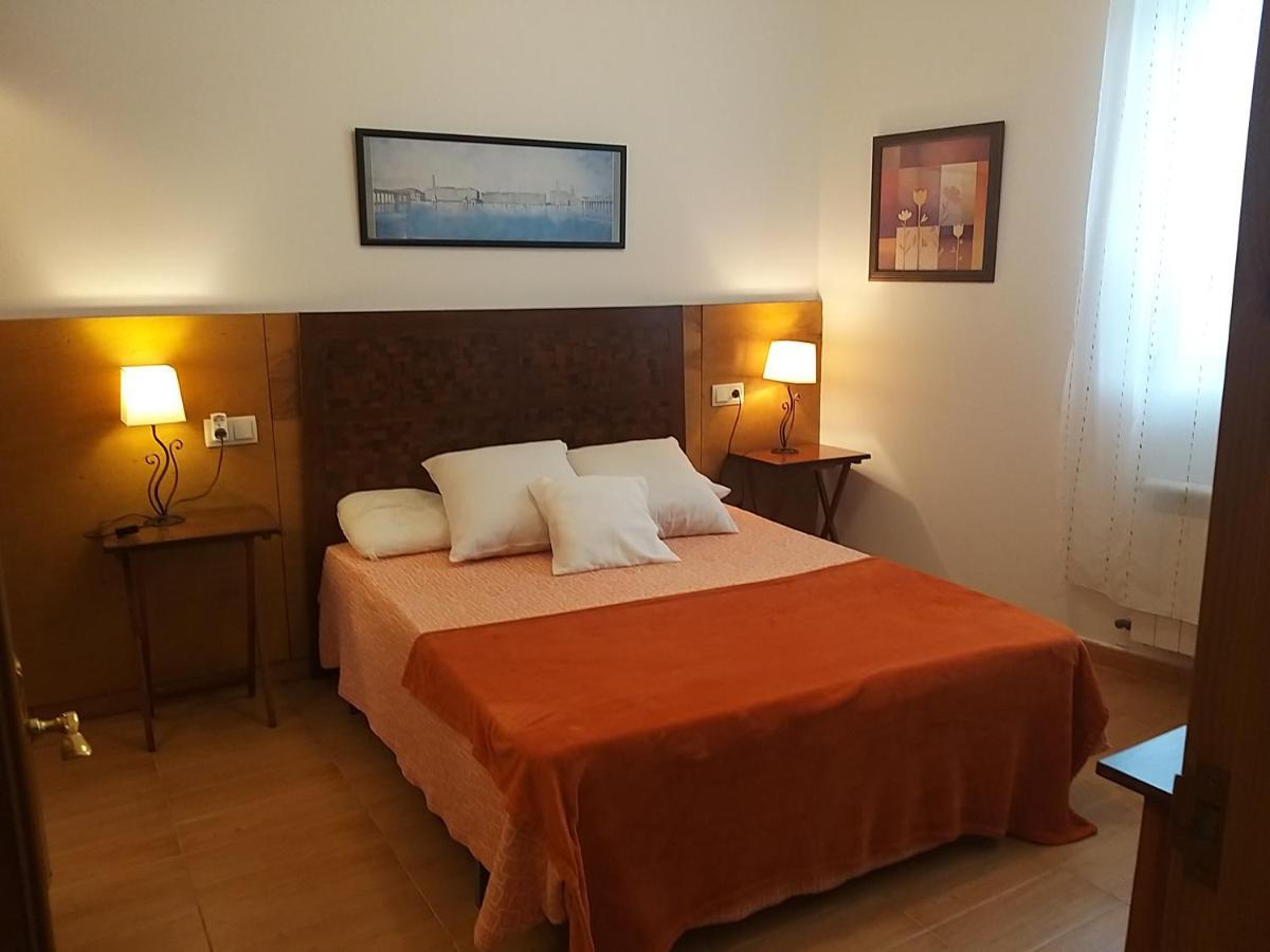 Apartamento Con Pequeno Jardin En El Centro Ferrol Exterior foto
